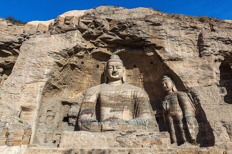 云冈石窟 · Yungang Grottoes
